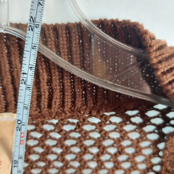 Brown Cable Knit Crop overpiece/ Cover-up - Picture 5 of 6